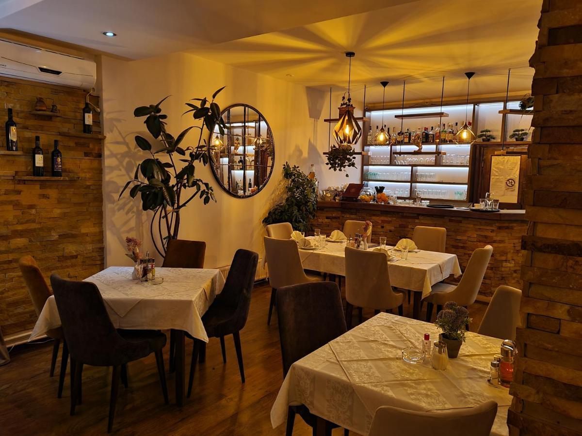 Garni Hotel Vir Vrnjačka Banja Extérieur photo
